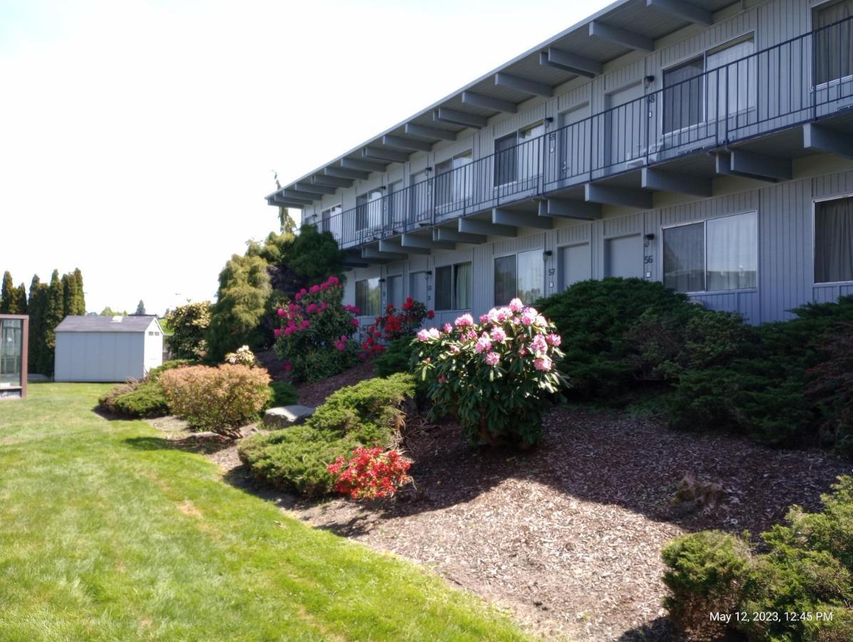Cocusa Motel Burlington Buitenkant foto